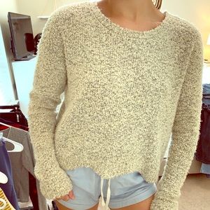 Boutique Sweater crop